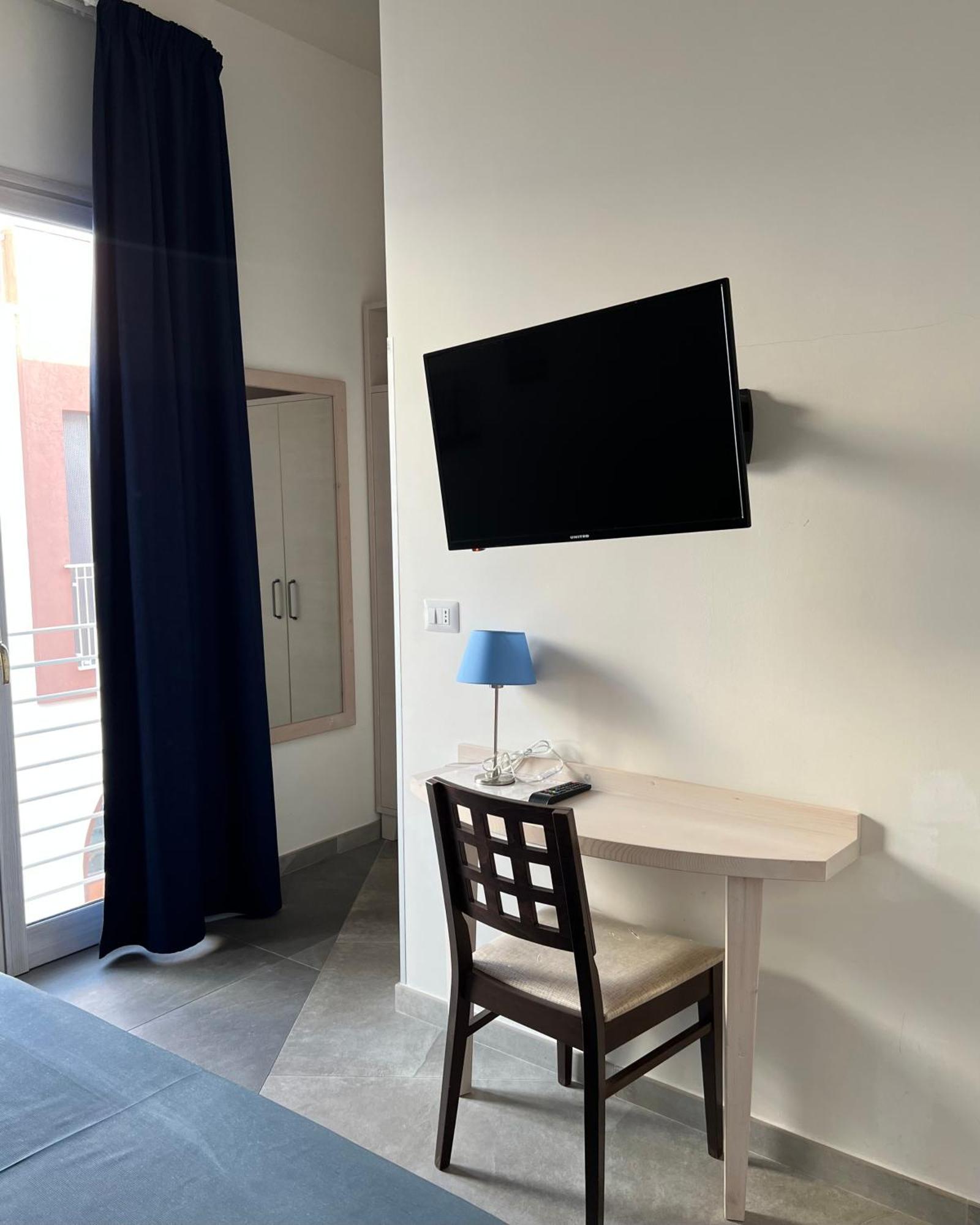 Standard Double Room,1605213108:JPEG