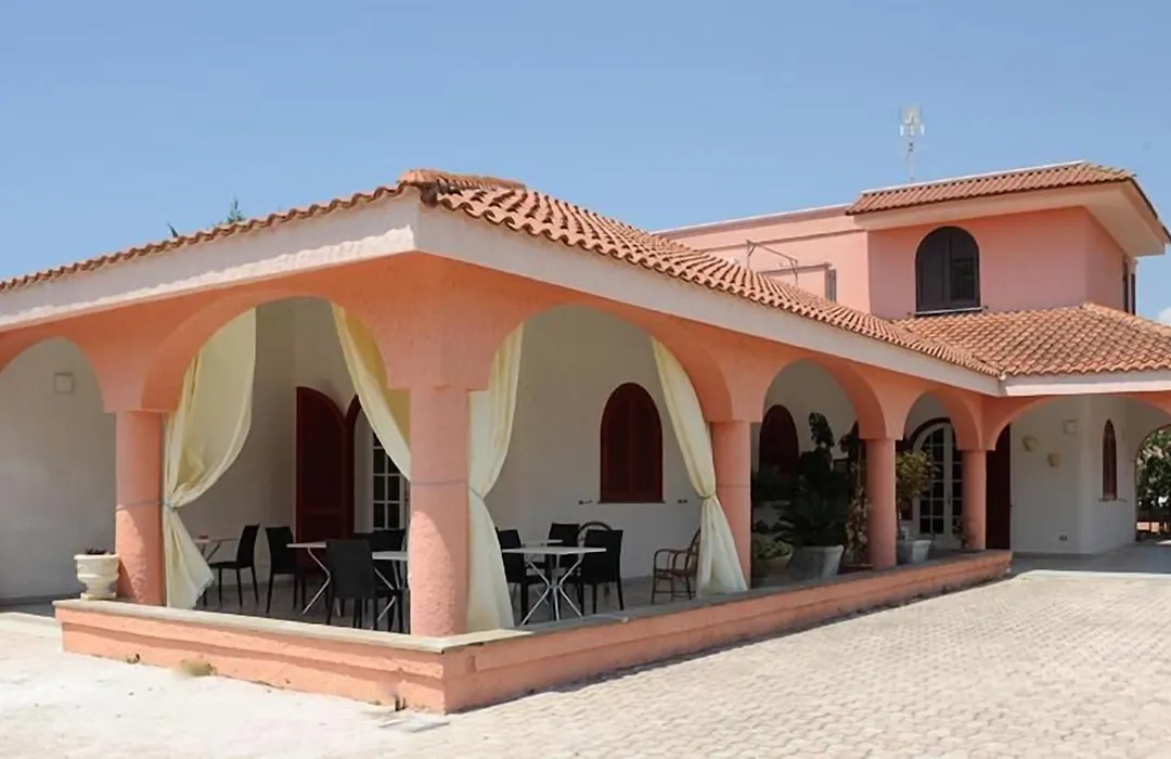 Bed&Breakfast Villa Corallo Parcheggio privato-1