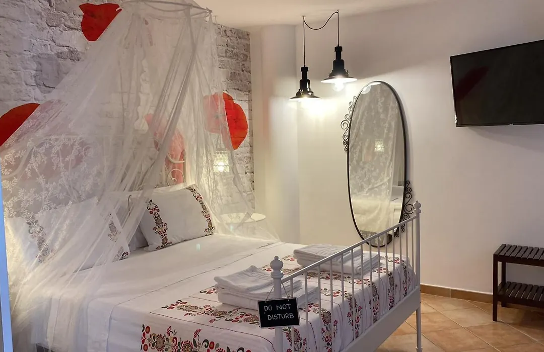 acquaesale rooms-1