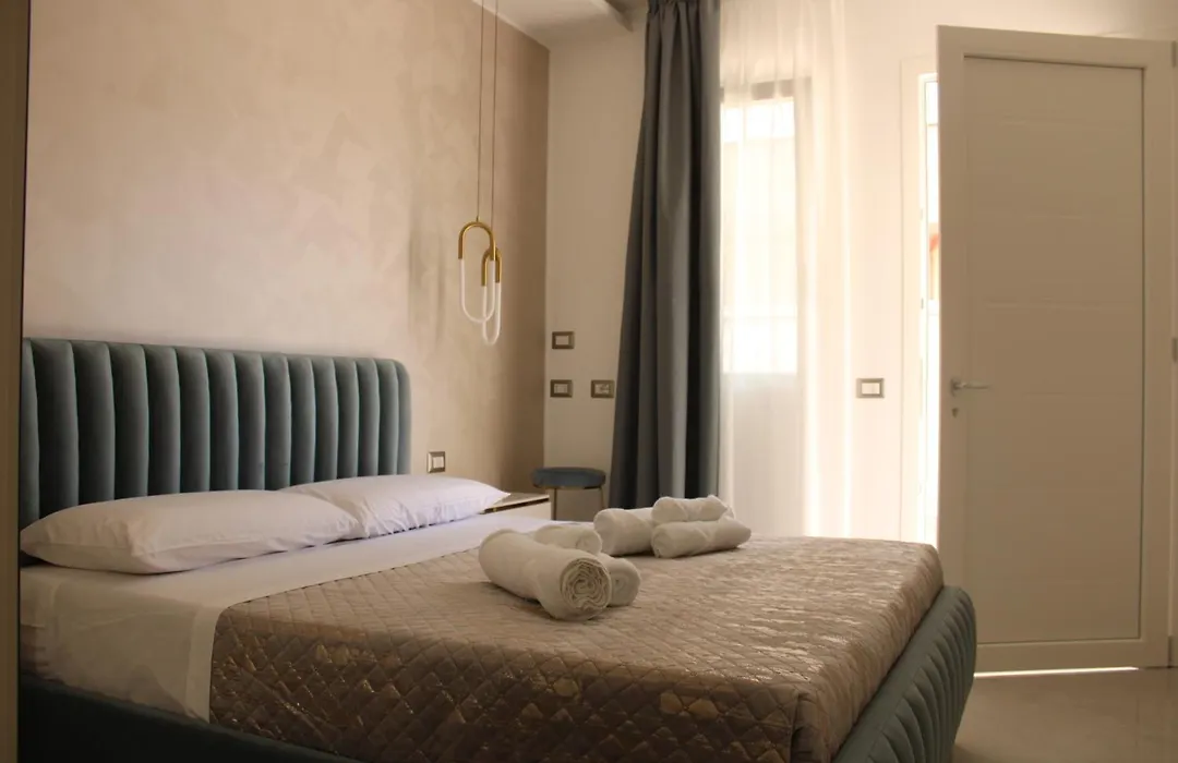 Alessio Room-1