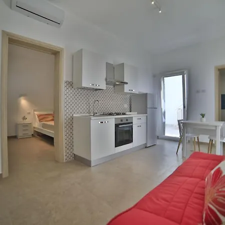 Giaro' Apartments-3