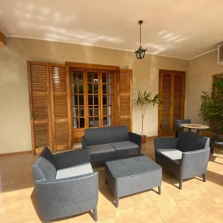 Marebello Holiday Rooms-2