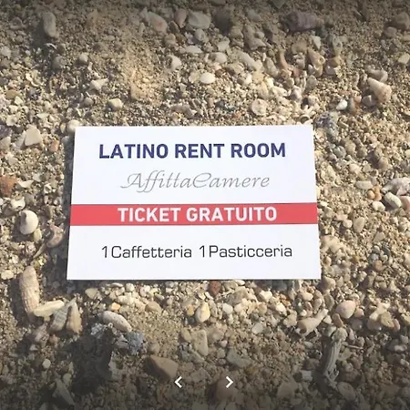 Latino Rent Room-2
