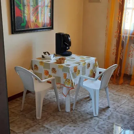 Marebello Holiday Rooms-3