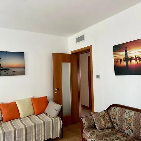 Villa Fiorella Porto Cesareo LE primo piano 3 locali-3