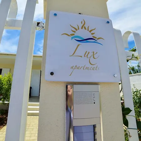 Lux Apartments-3